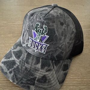 Milwaukee Bucks Mitchell & Ness Cap